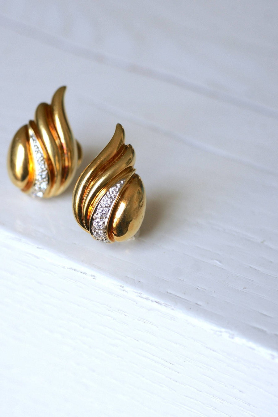 Gold and diamond clip earrings - Penelope Gallery
