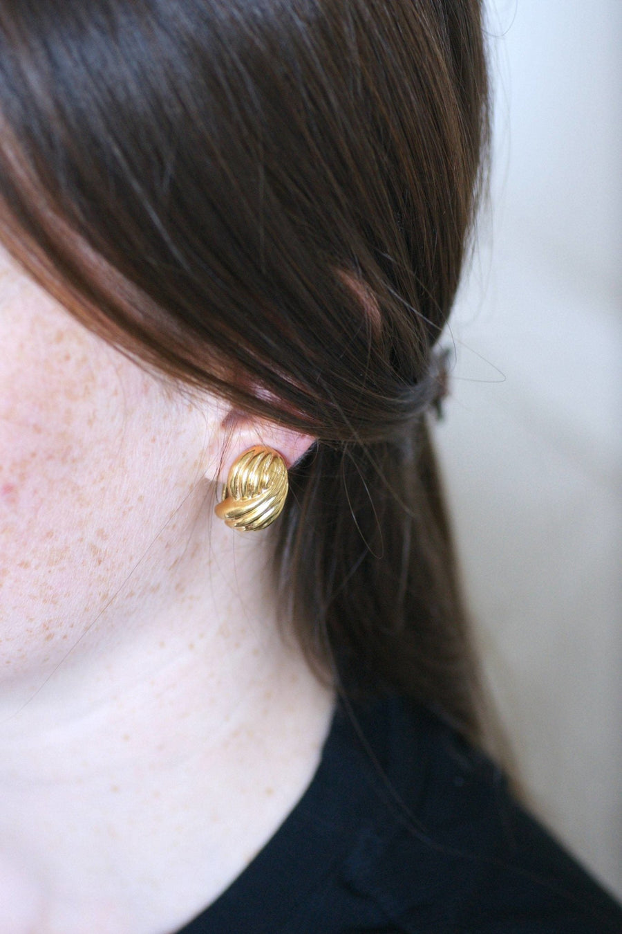 Gold Twisted Clip Earrings - Penelope Gallery