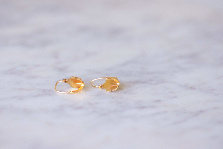 Antique yellow gold sleeper earrings - Penelope Gallery