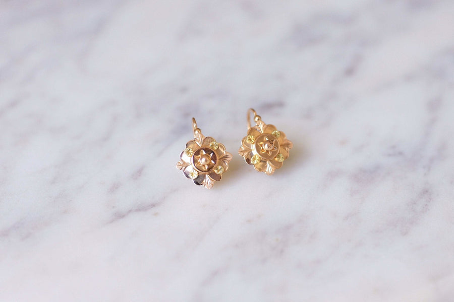 Antique pink and yellow gold sleeper flower earrings - Galerie Pénélope
