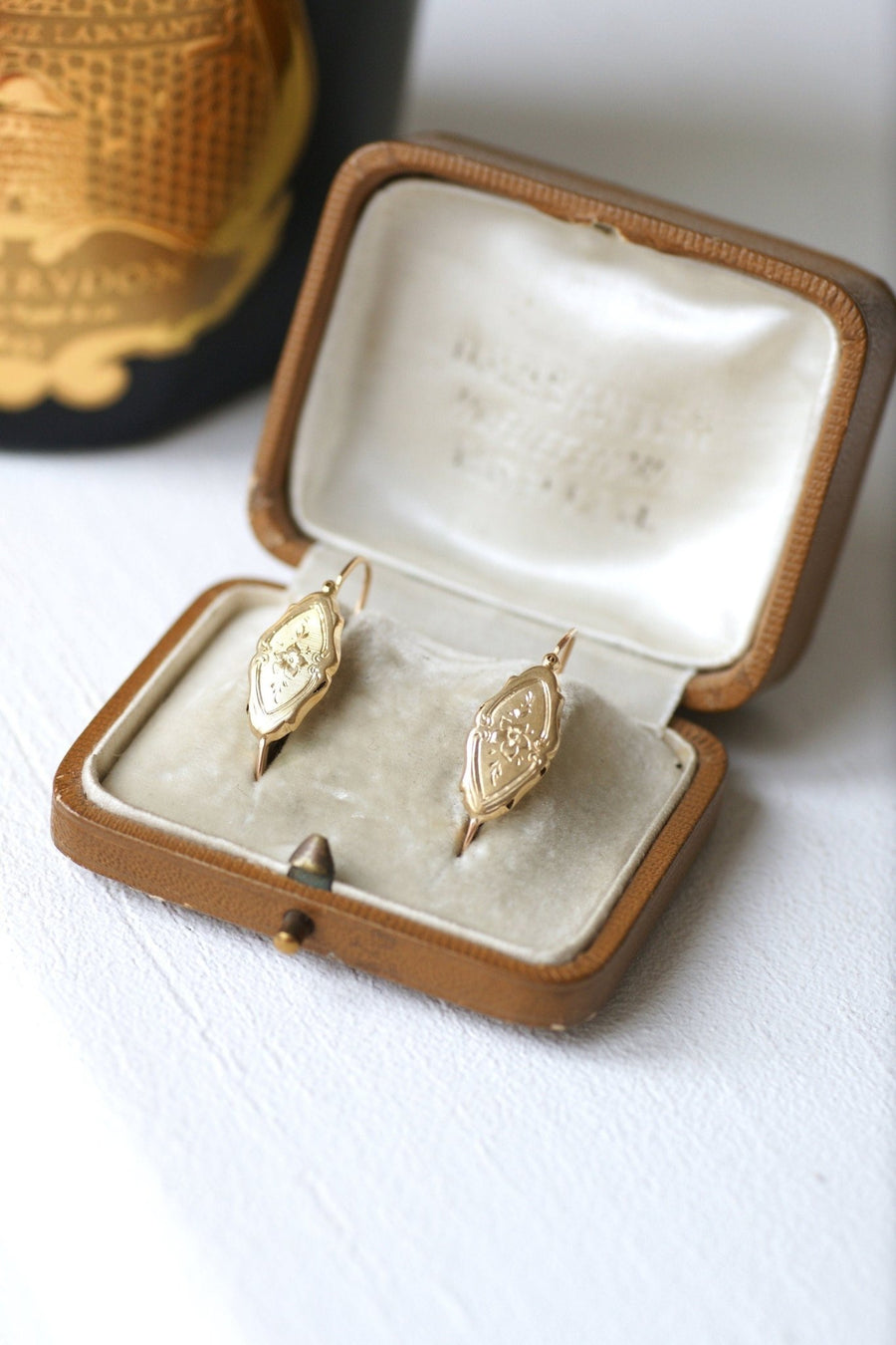 Two gold fish earrings - Penelope Gallery