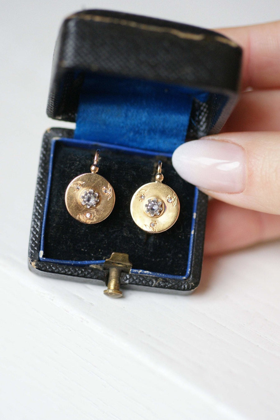 Antique yellow gold and diamonds round earrings - Galerie Pénélope