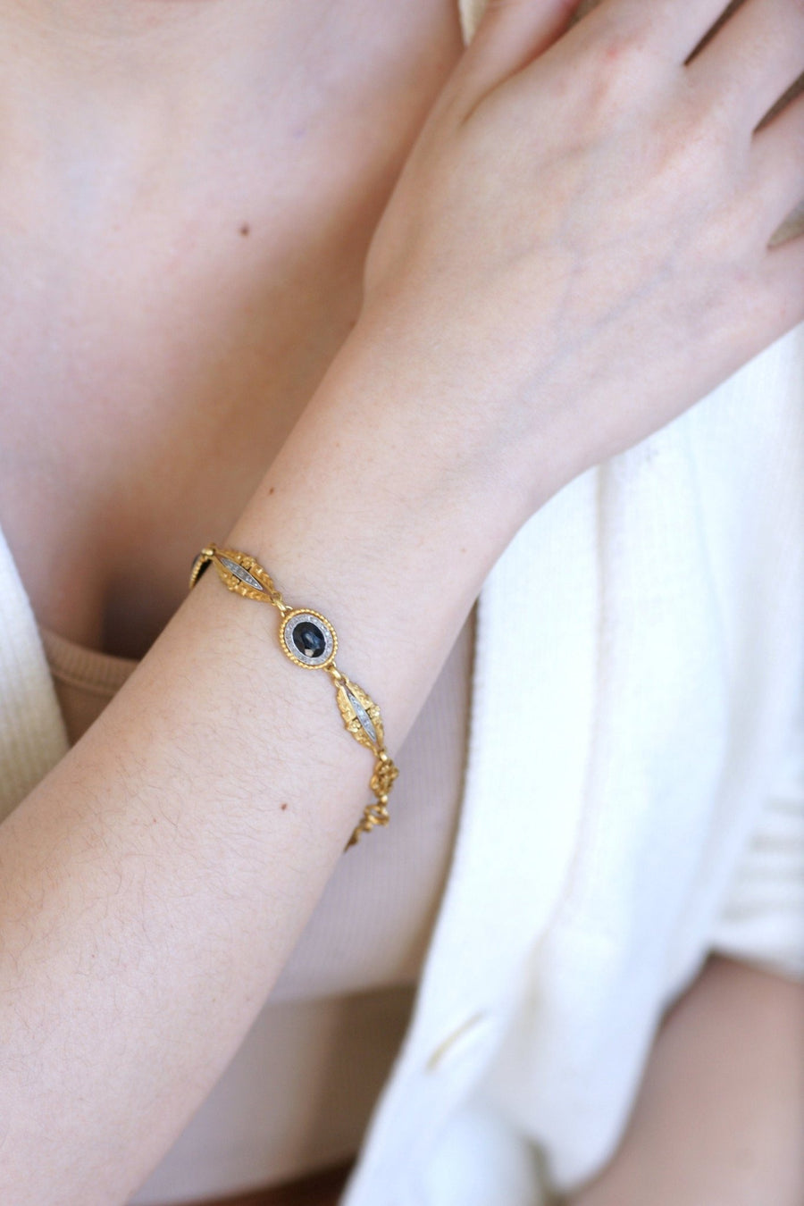 Sapphires and Diamonds on Gold Garland Bracelet - Penelope Gallery