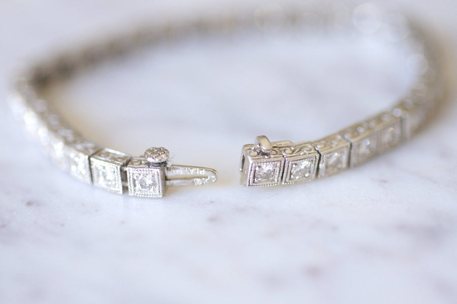 Art Deco line bracelet in platinum and diamonds, 3.30 Cts - Galerie Pénélope