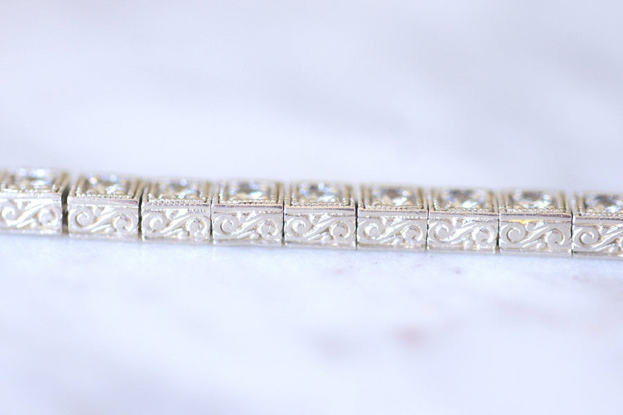 Art Deco line bracelet in platinum and diamonds, 3.30 Cts - Galerie Pénélope