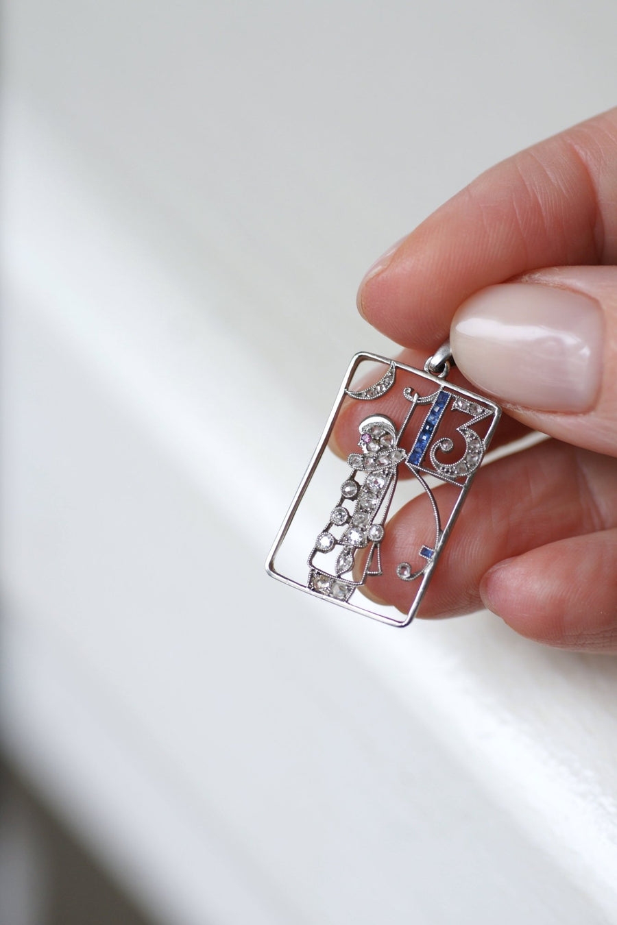 Pierrot Art Deco sapphires and diamonds charm - Galerie Pénélope