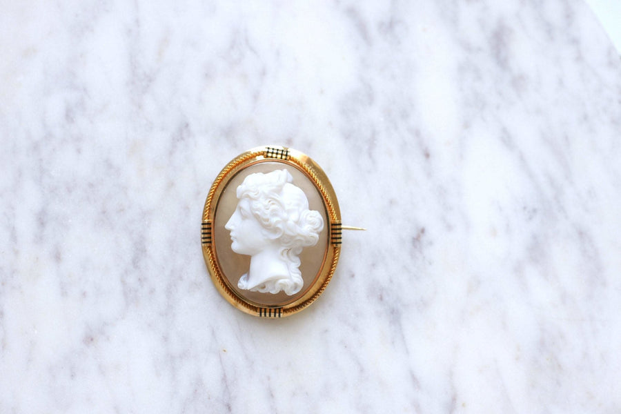 Antique yellow gold and agate cameo brooch - Galerie Pénélope