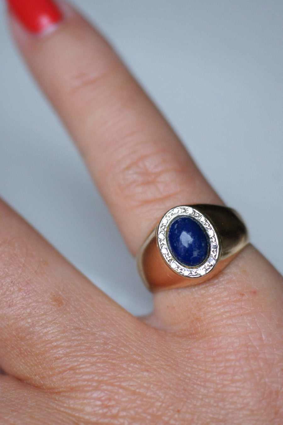 Vintage lapis lazuli and diamond signet ring - Galerie Pénélope