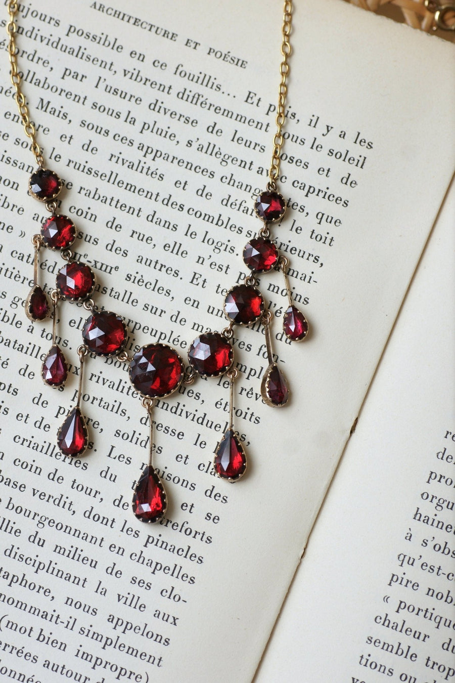Garnet drapery necklace - Penelope Gallery