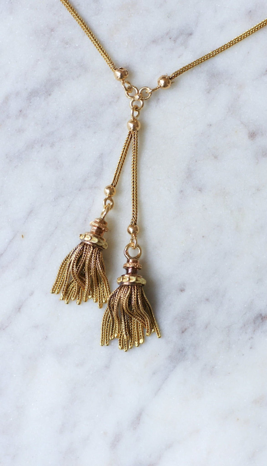 Three gold necklace with pompoms - Galerie Pénélope