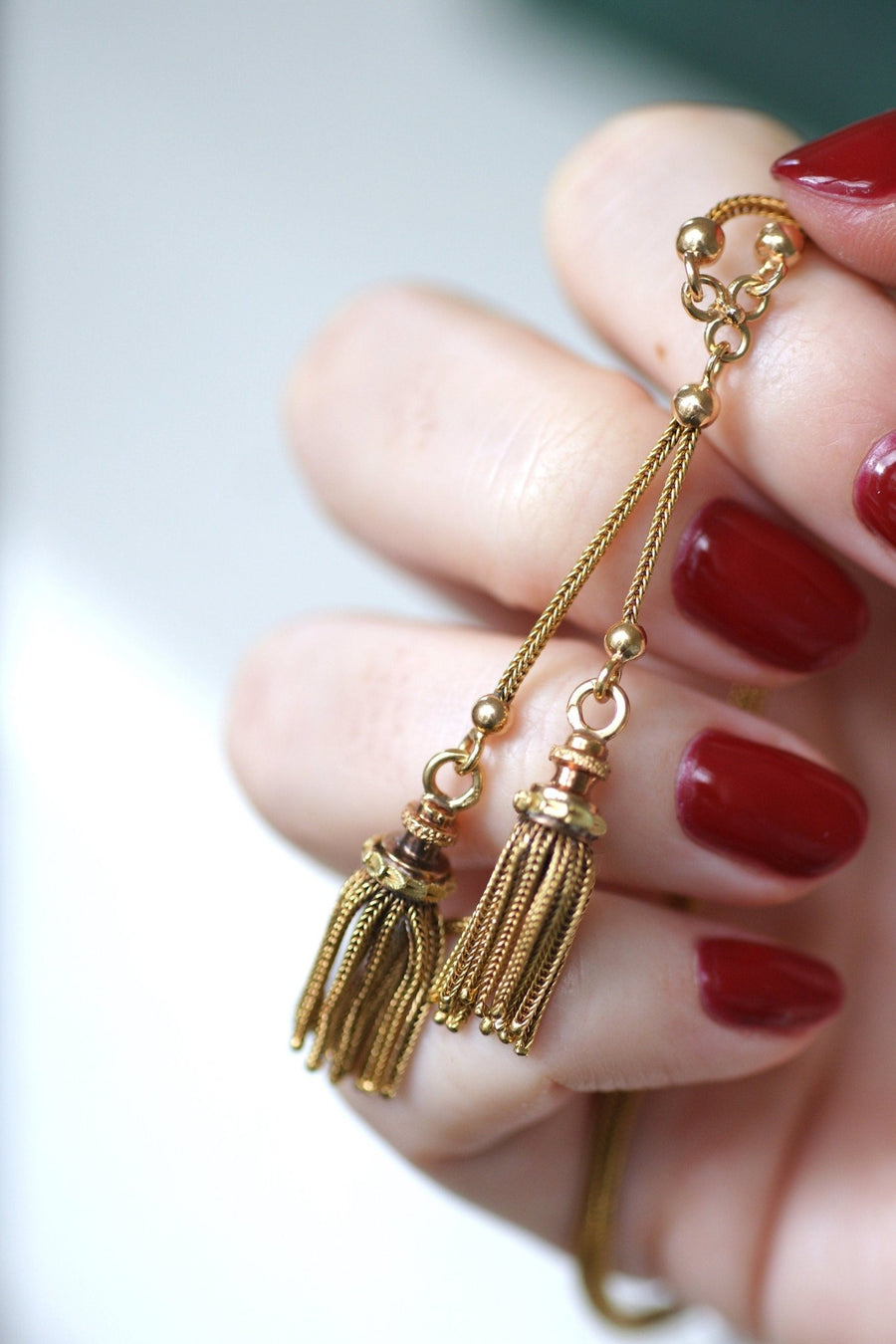 Three gold necklace with pompoms - Galerie Pénélope