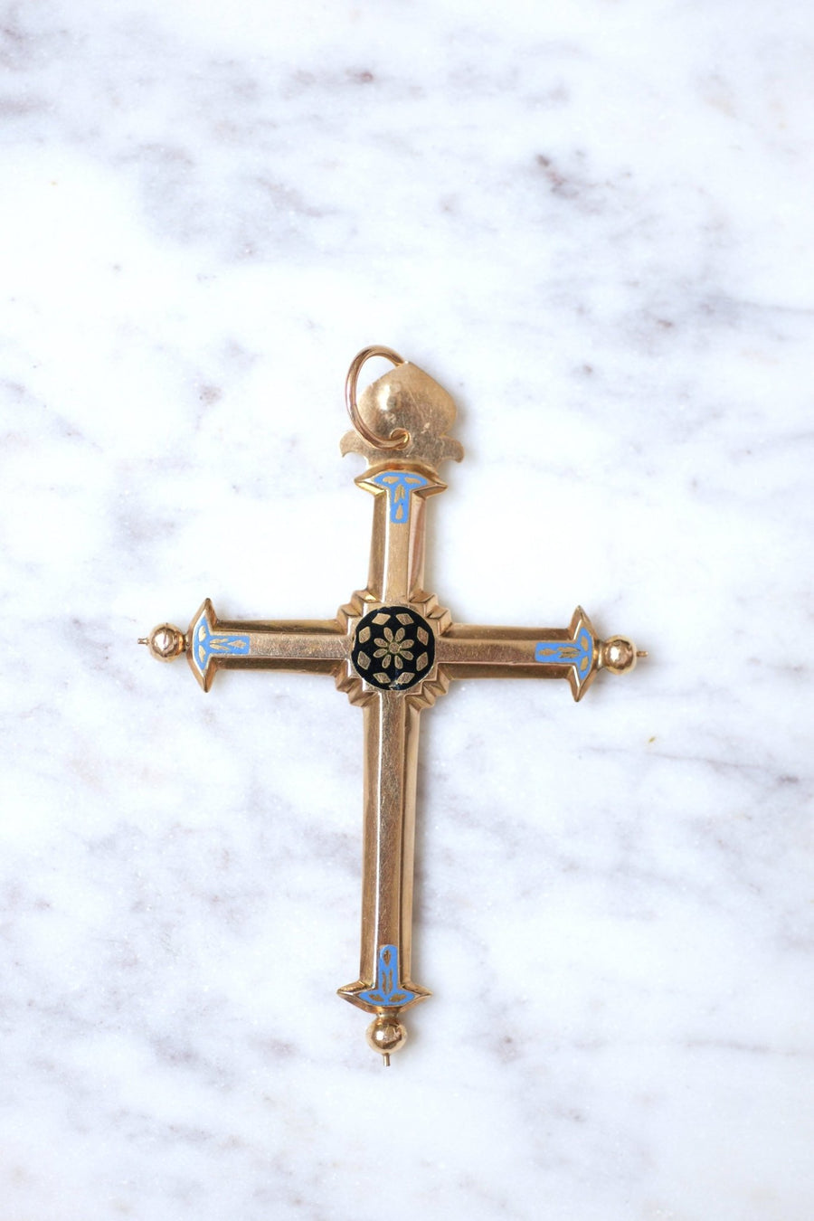 Antique regional cross in 18Kt rose gold and blue and black enamel, late 18th century - Galerie Pénélope