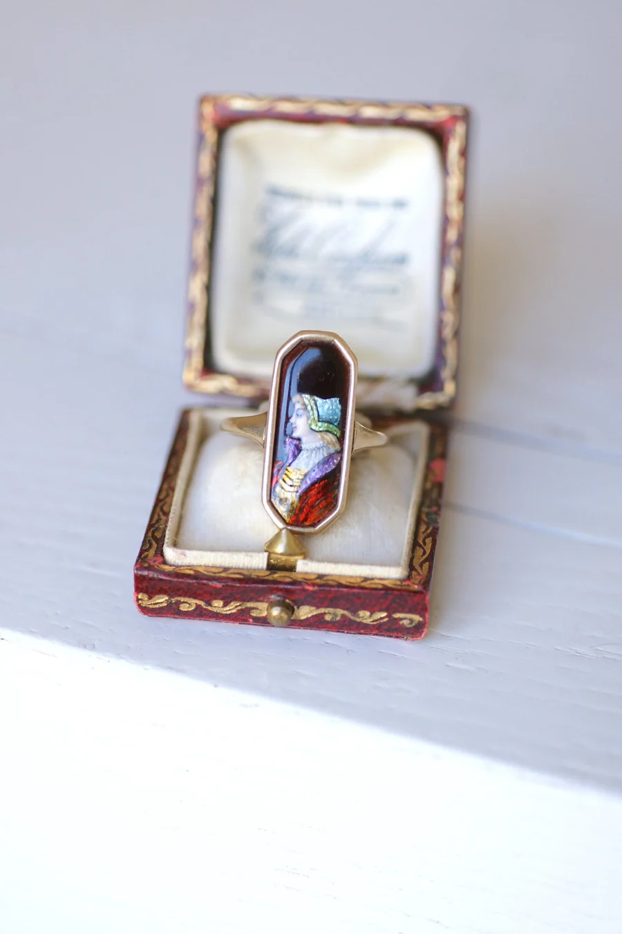 Large antique gold and enamel ring from Limoges - Galerie Pénélope