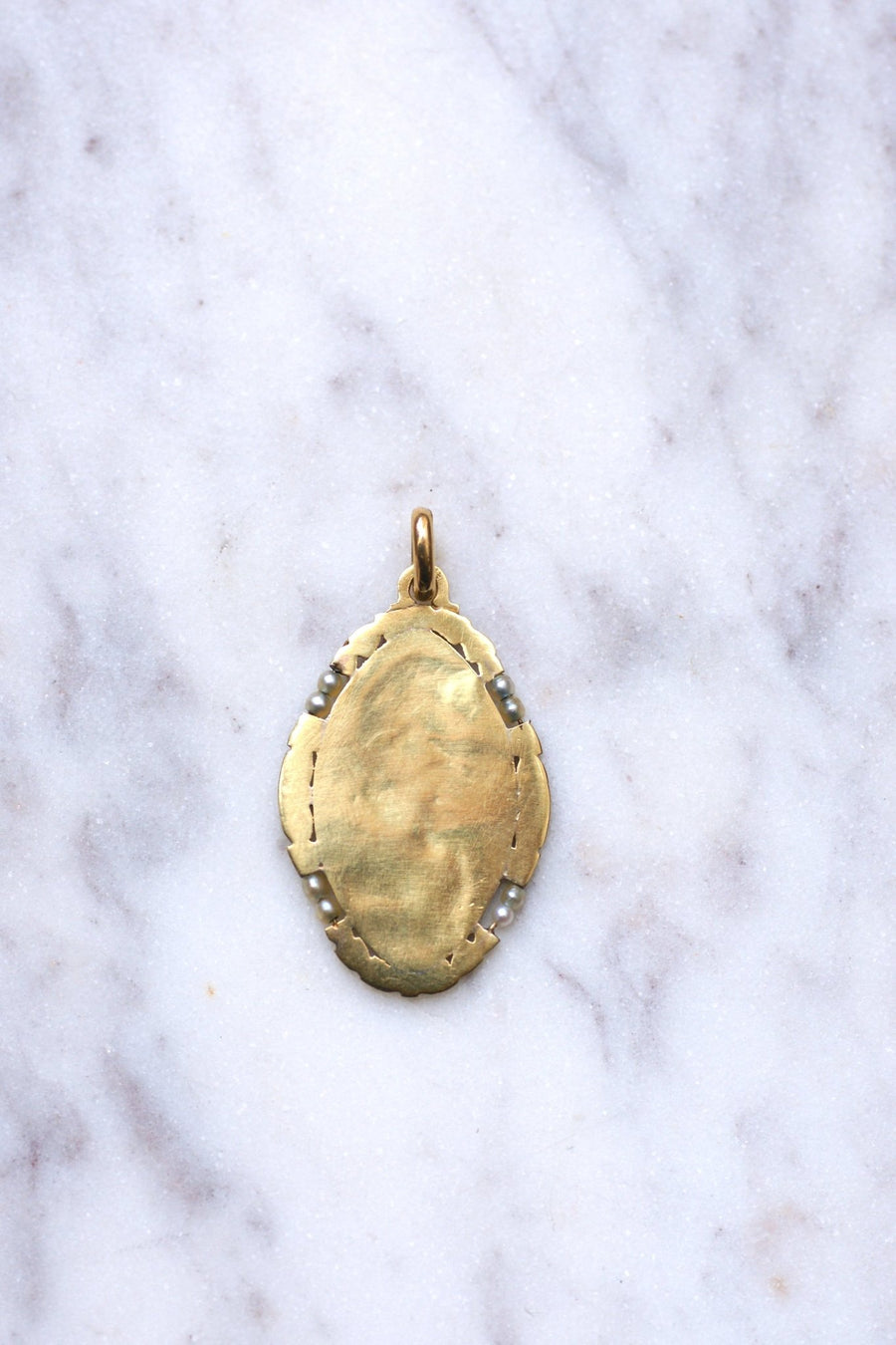 Ancient Virgin Mary medal in gold and fine pearls - Galerie Pénélope
