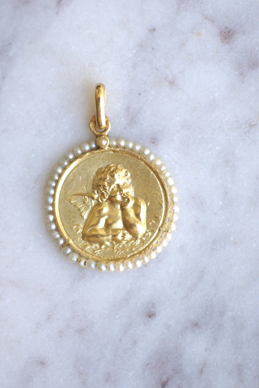 Angel Thinker gold medal with pearls - Penelope Gallery