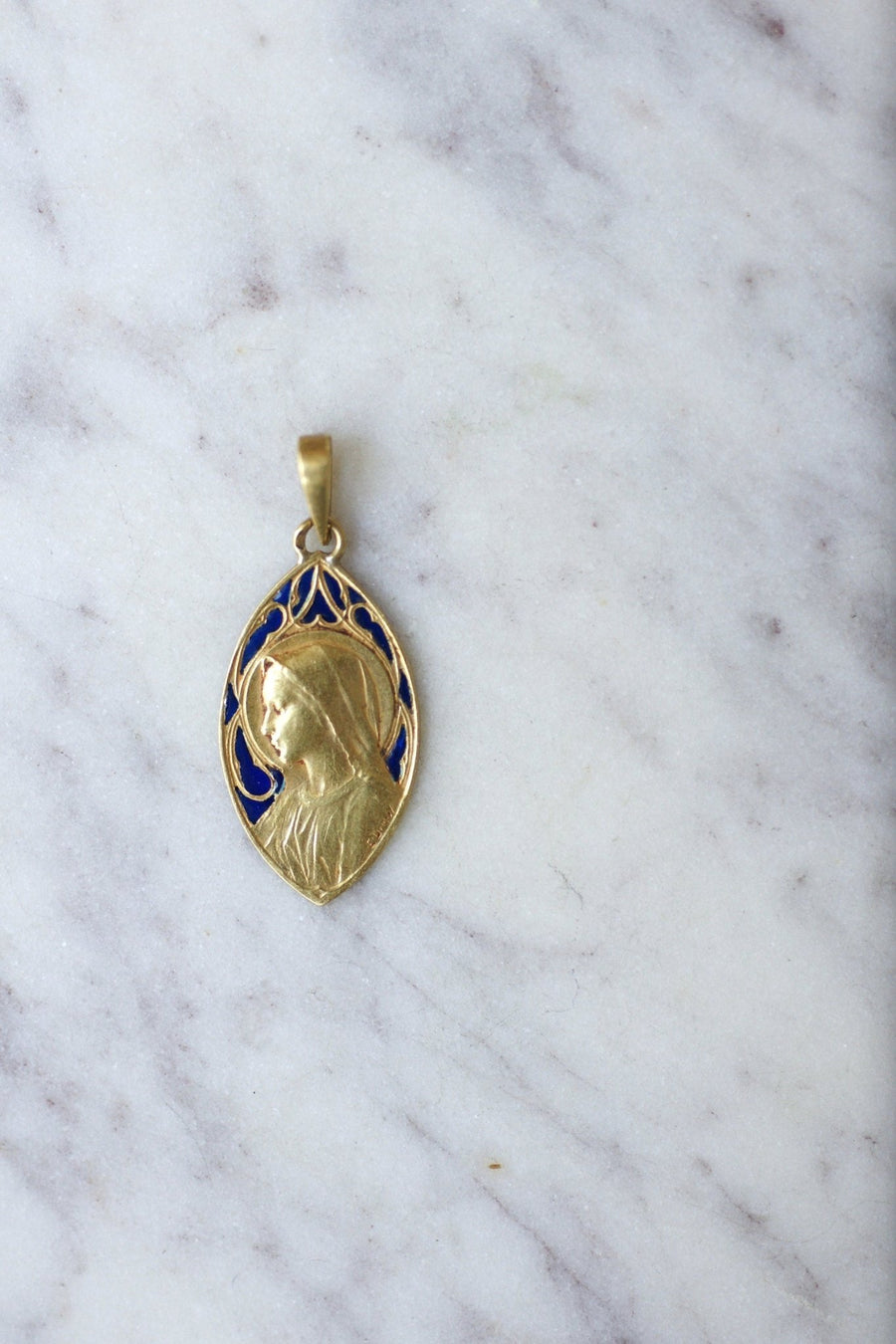 Gold enamel medal Virgin Mary, Dropsy - Penelope Gallery