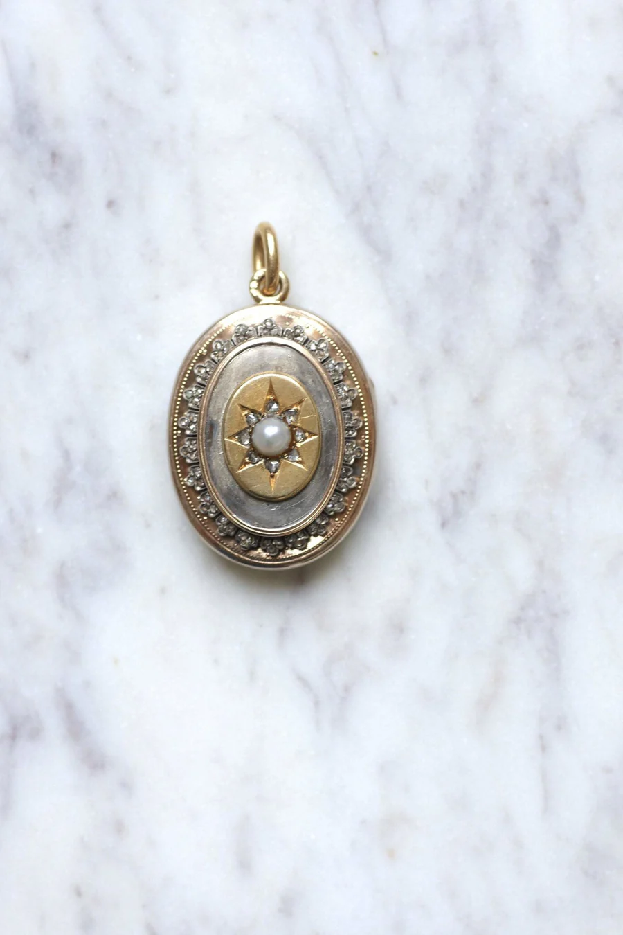 Antique gold, silver and diamond medallion - Galerie Pénélope