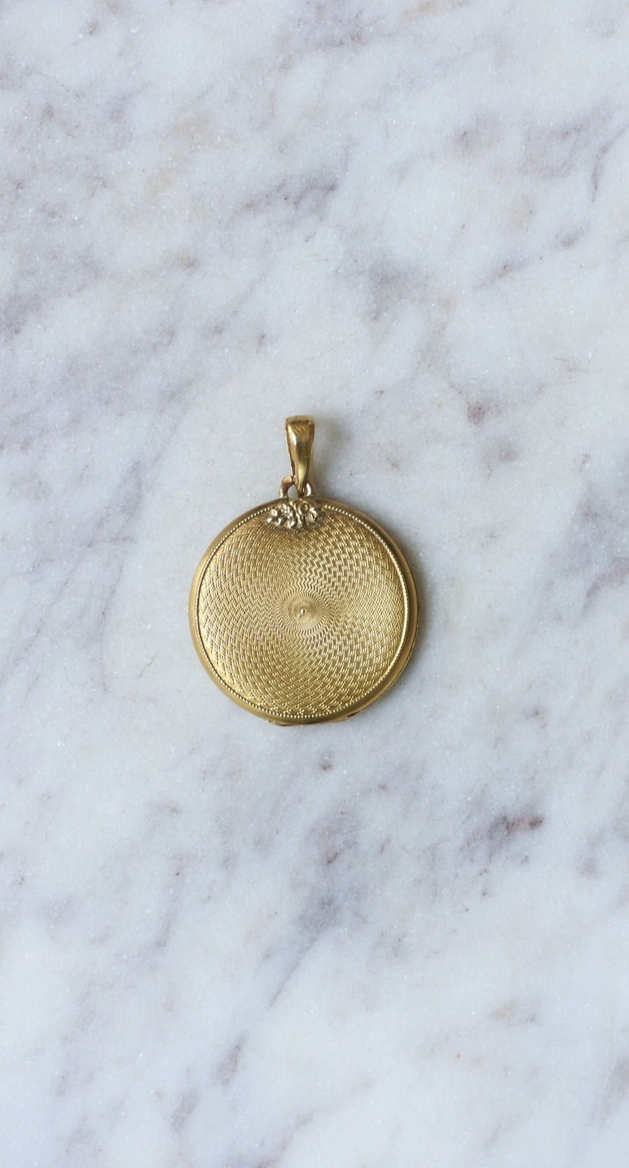 Medallion Opening Guirlande Yellow gold - Galerie Pénélope
