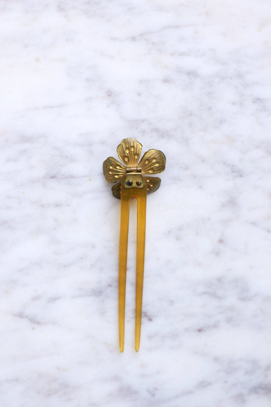 Antique comb, wild rose, horn and rhinestone - Galerie Pénélope
