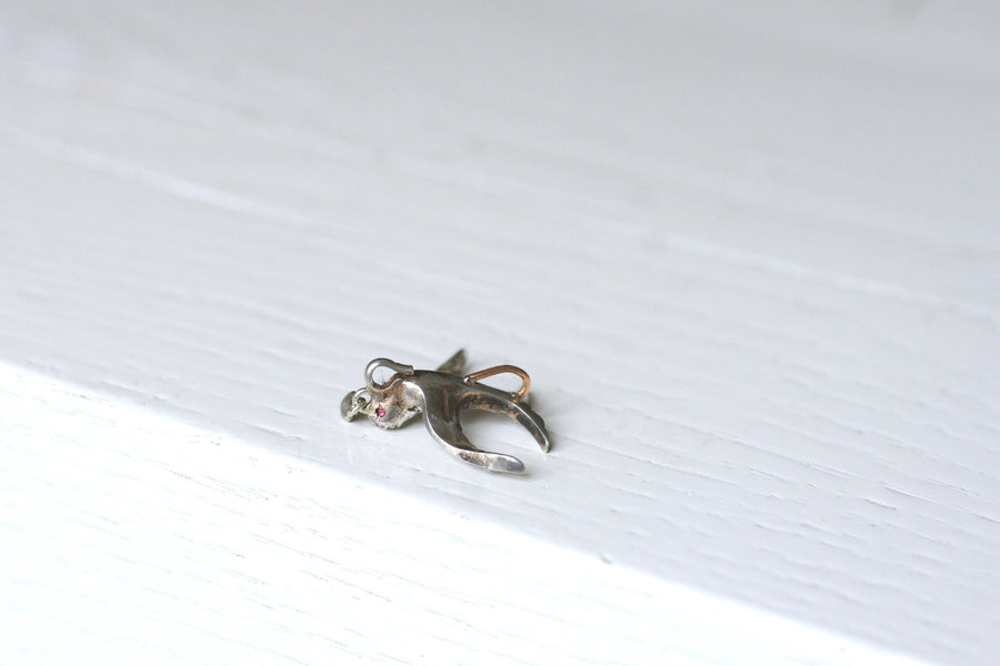 Antique swallow pendant beads - Penelope Gallery