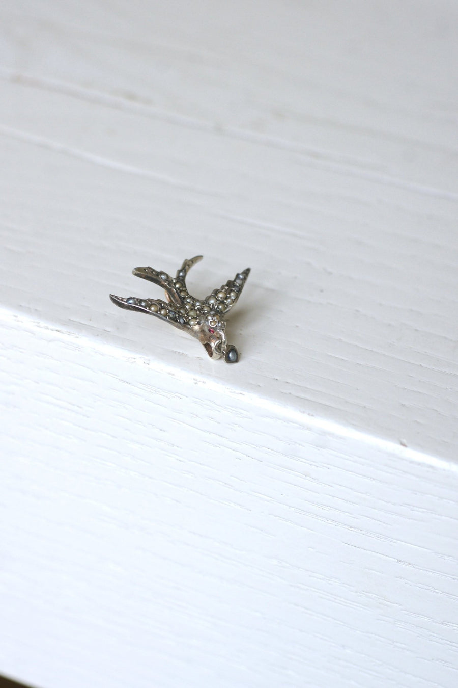 Antique swallow pendant beads - Penelope Gallery