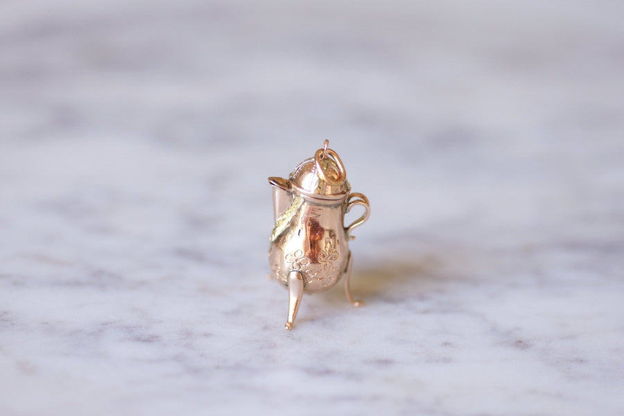 Antique 9Kt yellow and pink gold teapot pendant, 18th Century - Galerie Pénélope