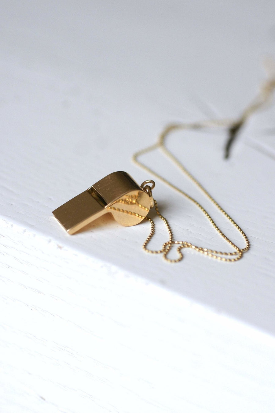 18Kt Yellow Gold Vintage Whistle Charm Pendant - Galerie Pénélope