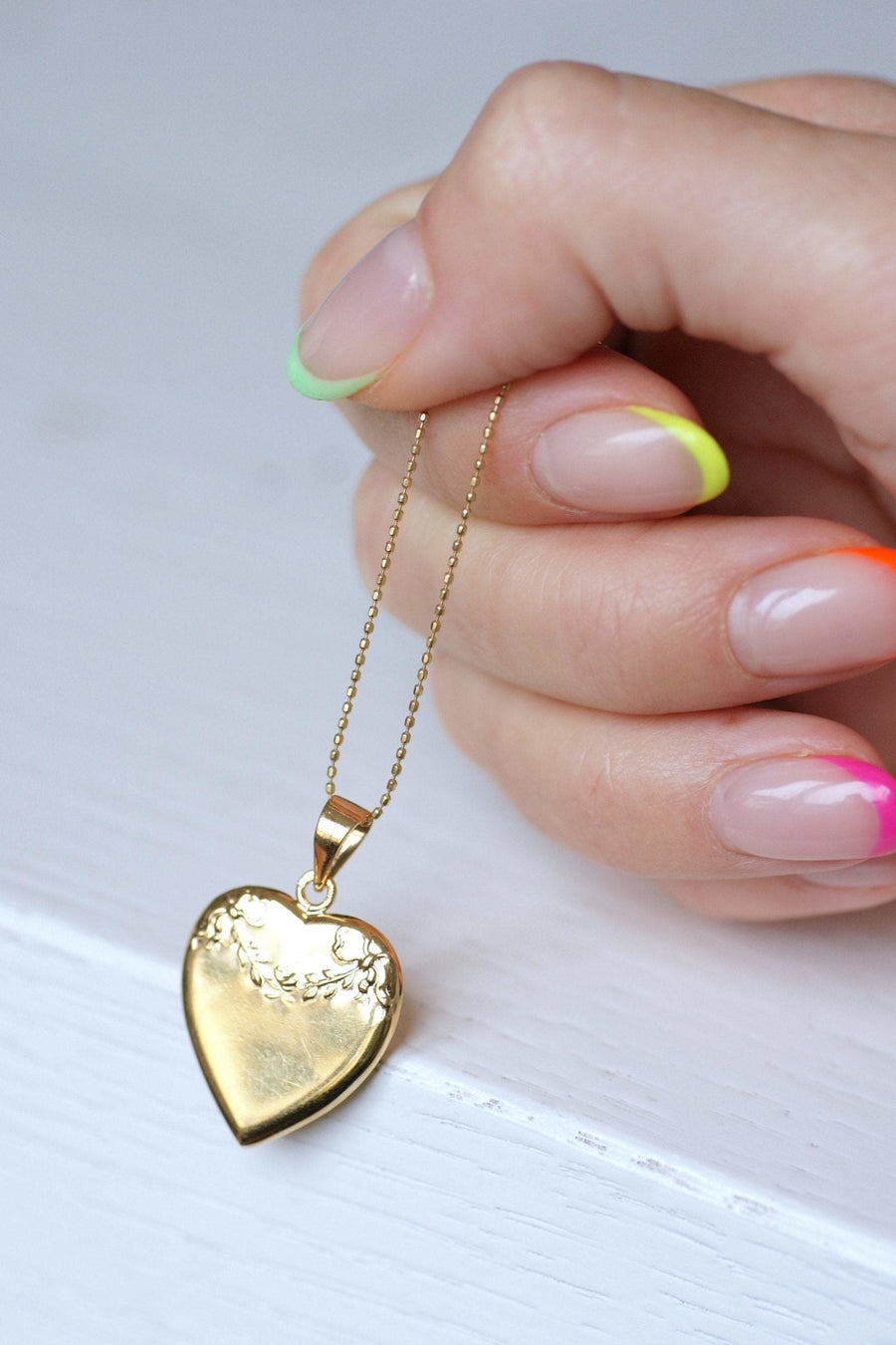 Antique heart opening medallion pendant in yellow gold - Galerie Pénélope