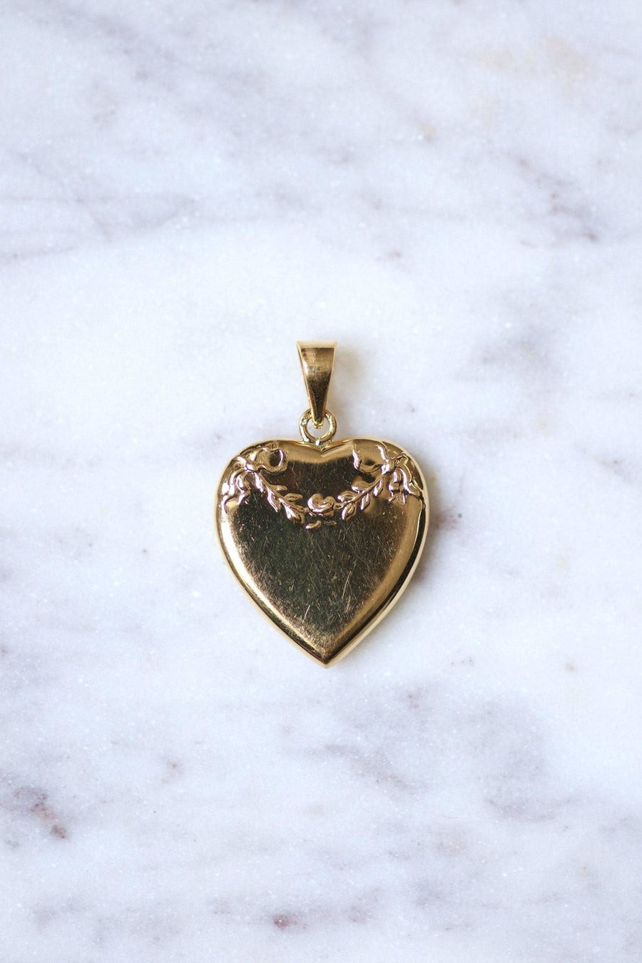 Antique heart opening medallion pendant in yellow gold - Galerie Pénélope