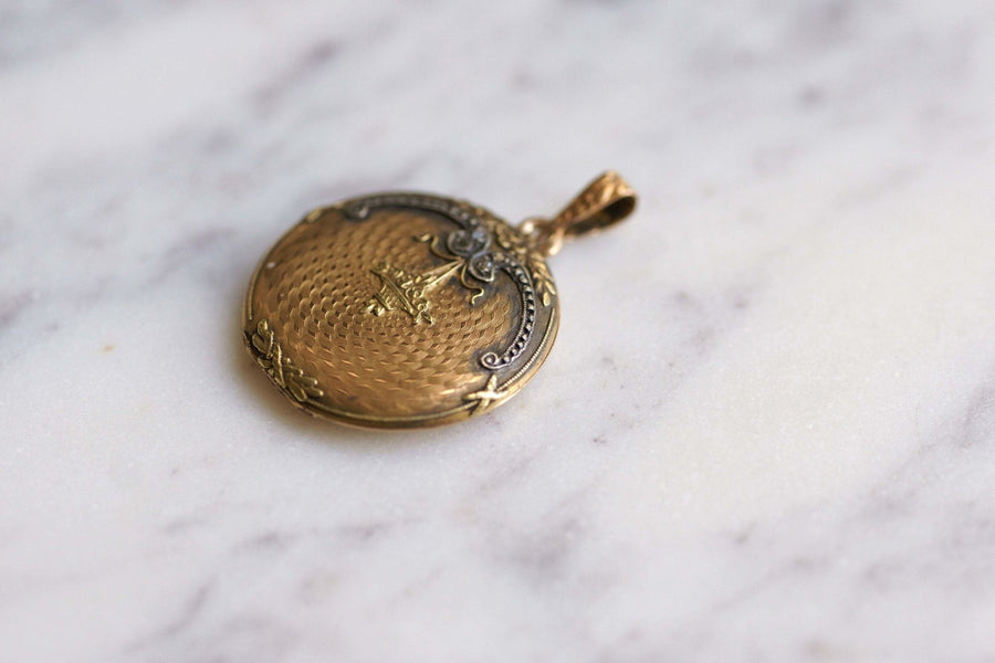 Belle Epoque gold and diamonds photo pendant with medallion - Galerie Pénélope