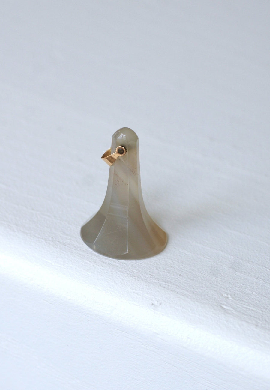 Yellow gold and chalcedony seal pendant - Penelope Gallery