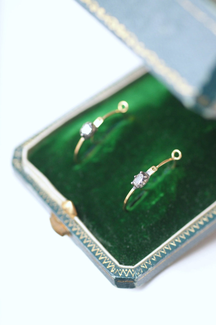 Antique round fish hooks in gold, silver and diamonds - Penelope Gallery