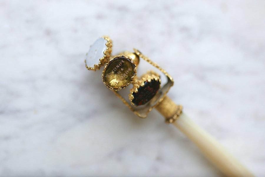 Intaglio cachet wheel, mother-of-pearl handle - Galerie Pénélope