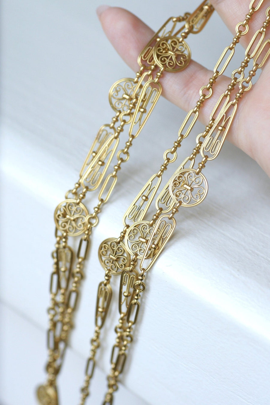 Long necklace, antique chain 155 cm filigree yellow gold - Penelope Gallery