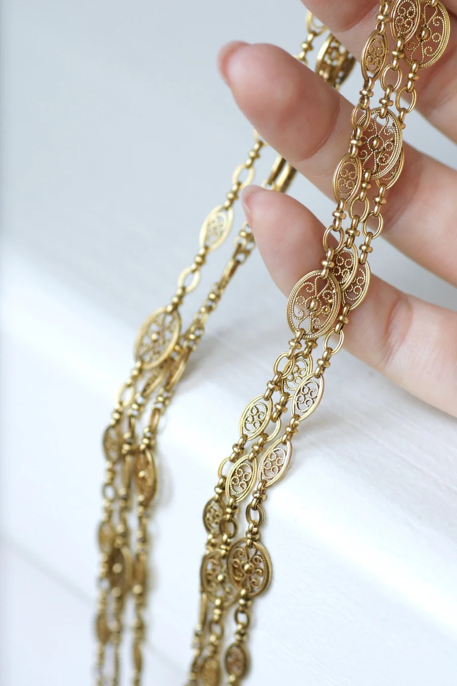 Long necklace, antique gold chain 155 cm oval filigree - Penelope Gallery