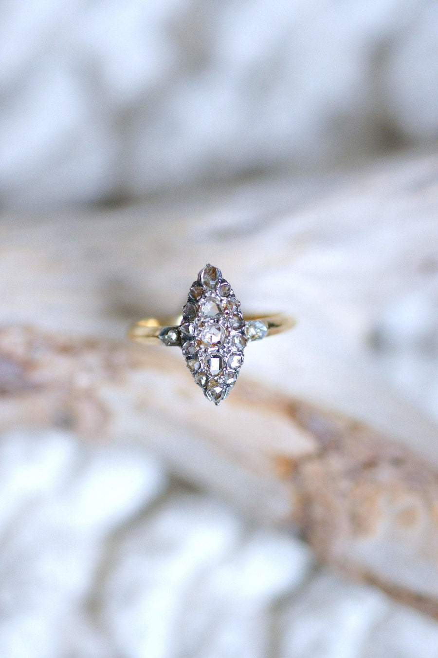 Victorian Marquise ring with diamond on gold and silver - Galerie Pénélope