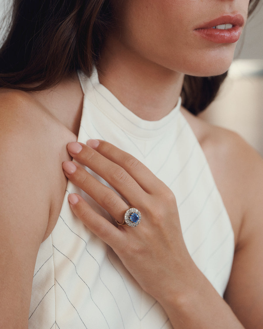 Bague Marguerite Saphir de Ceylan 4,50 Cts et Diamants