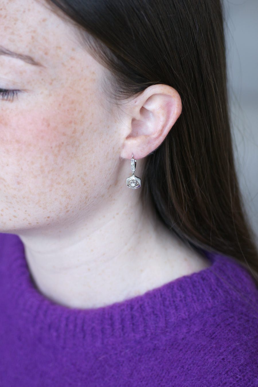 Boucles d'Oreilles Pendantes Art Deco Diamants - Galerie Pénélope