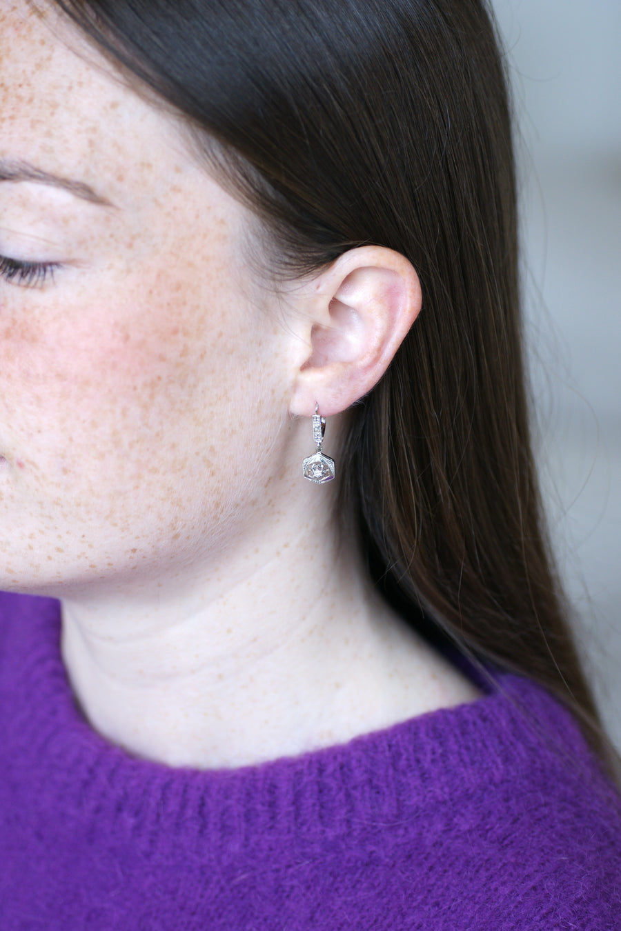 Boucles d'Oreilles Pendantes Art Deco Diamants - Galerie Pénélope