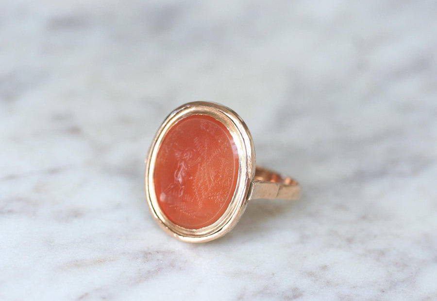 Bague Ancienne Intaille Cornaline sur Or Rose - Galerie Pénélope