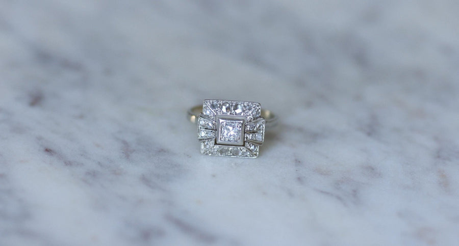 Bague Art Deco Carrée Diamants - Galerie Pénélope