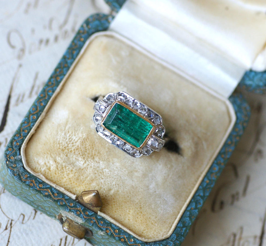 Bague Art déco Emeraude Colombienne 1.70 Cts et diamants - Galerie Pénélope