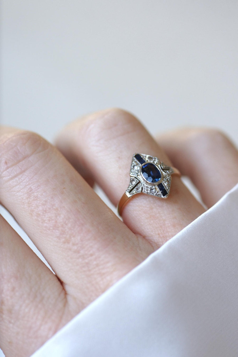 Bague Art Déco Marquise Saphirs et Diamants - Galerie Pénélope