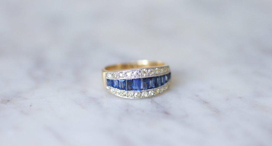 Bague Bandeau Art Deco Saphirs Calibrés et Diamants - Galerie Pénélope