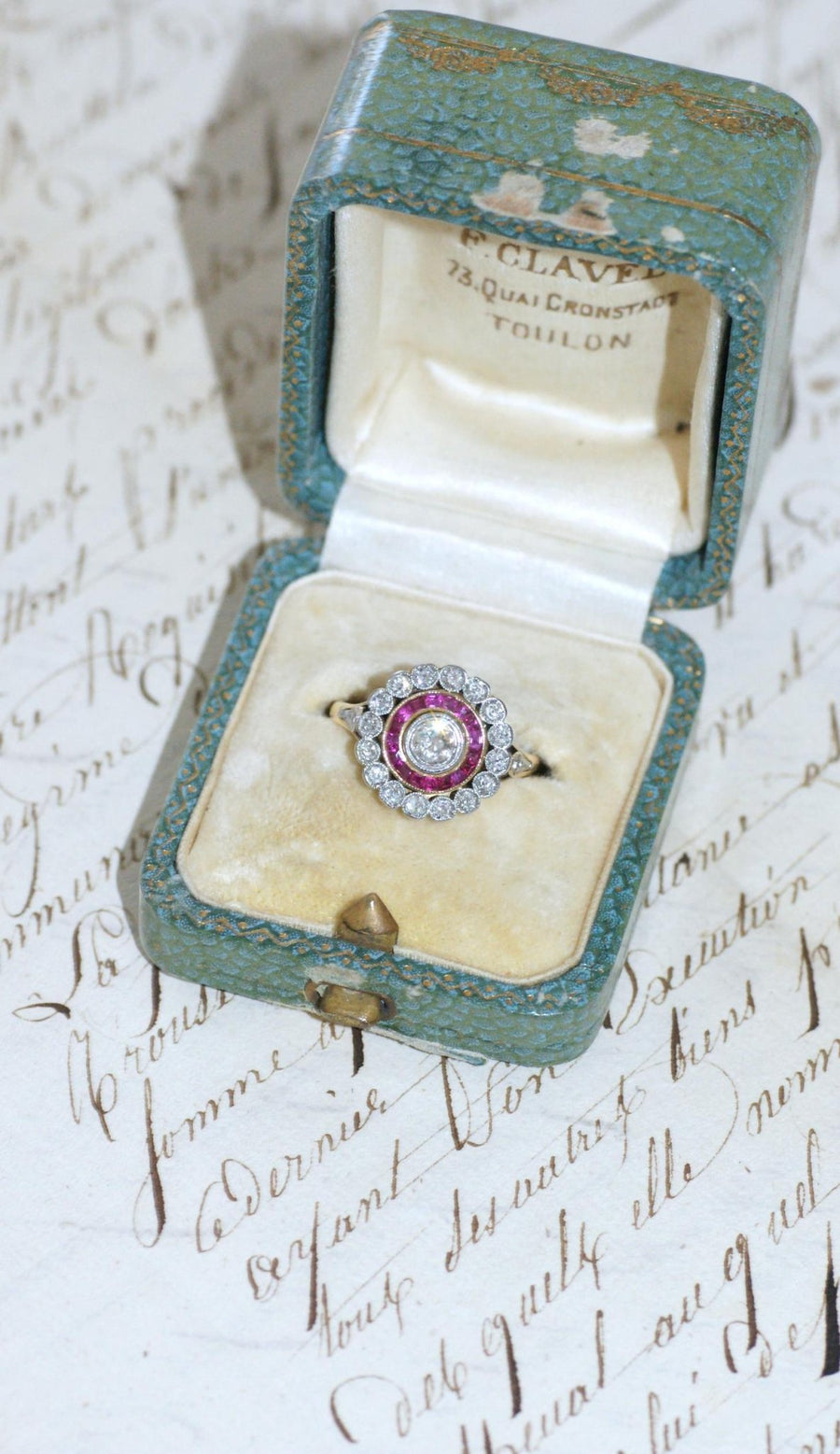 Bague Cible Belle Epoque Diamants et Rubis Calibrés - Galerie Pénélope