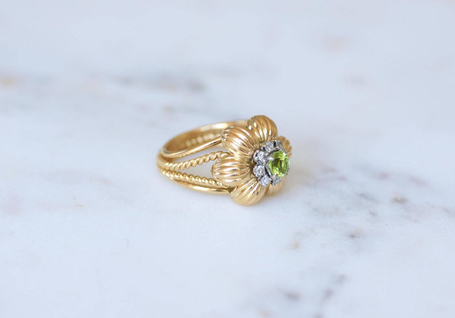 Bague Cocktail Fleur Péridot Diamants Or Jaune - Galerie Pénélope