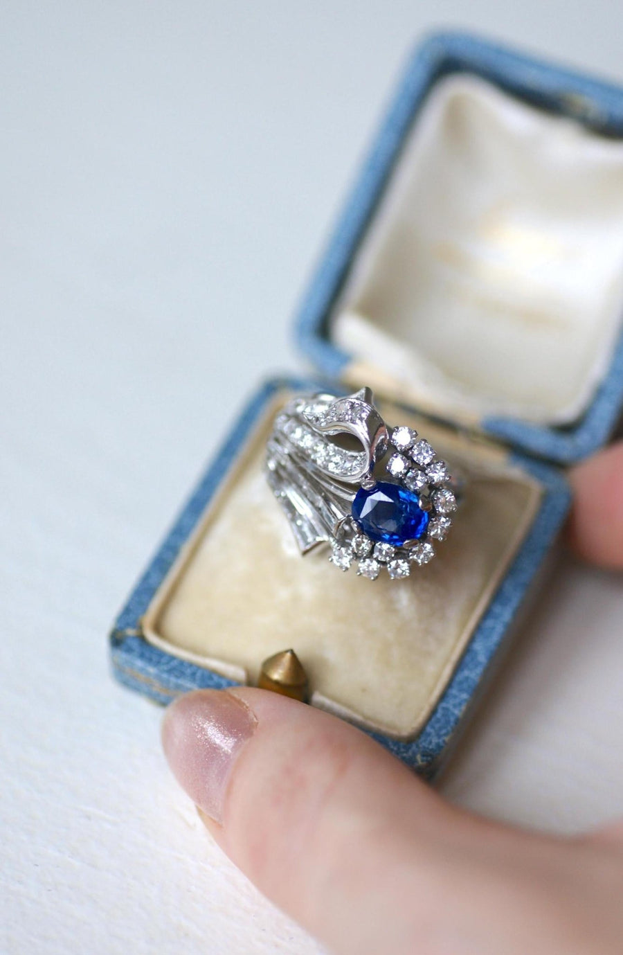 Bague Cocktail Saphir de Ceylan et Diamants - Galerie Pénélope