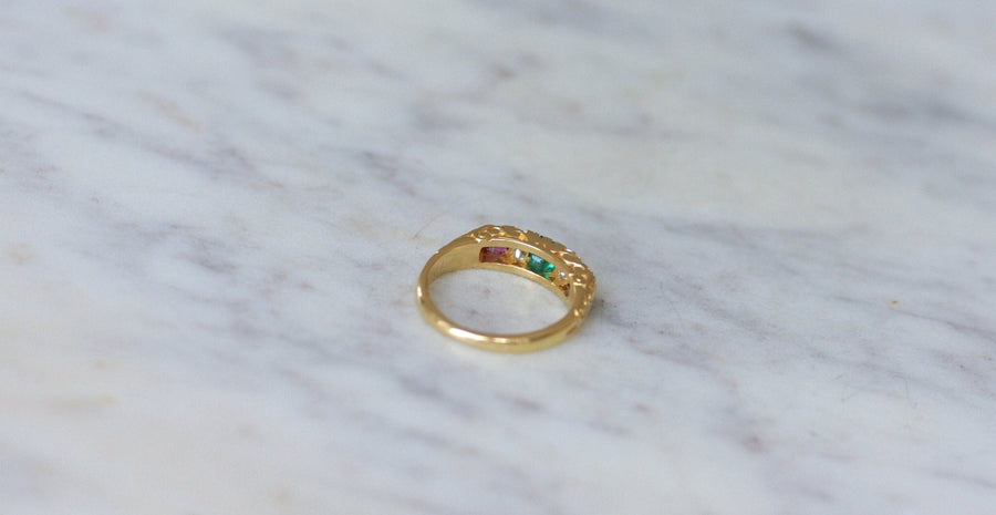 Bague Jarretière Emeraudes Rubis et Diamants Or Jaune - Galerie Pénélope