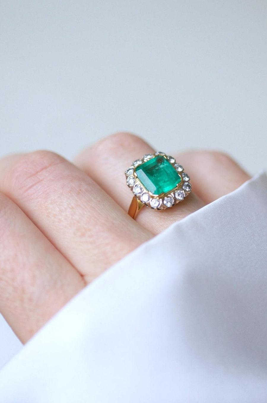 Bague Marguerite Emeraude Colombie 3.20 Cts et Diamants - Galerie Pénélope