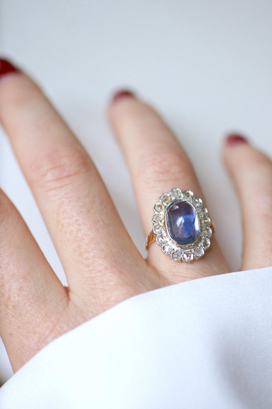 Bague Marguerite Saphir Ceylan 6,32 Cts et Diamants - Galerie Pénélope